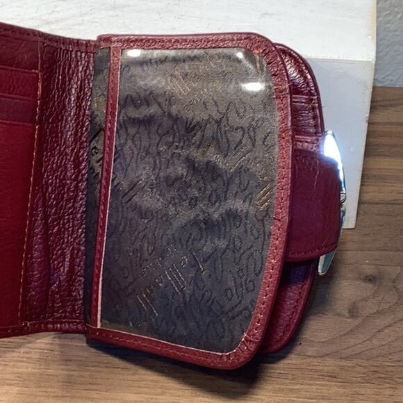 Temanli Red Croc Emboss Leather Silver Hardwear Multi Card Holder Bi-Fold Wallet - Picture 8 of 16